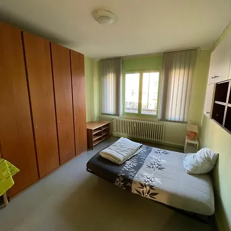 Spacieux Centre-ville Apartmán *